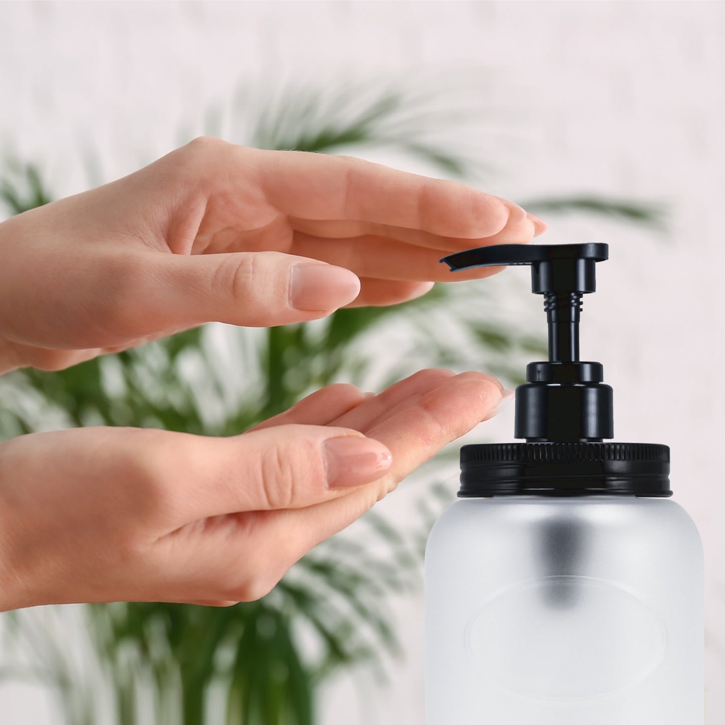 24 oz Wholesale Plastic Refillable Wide-Mouth Pump Bottle Dispensers